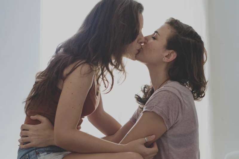 Lesbian couple kissing